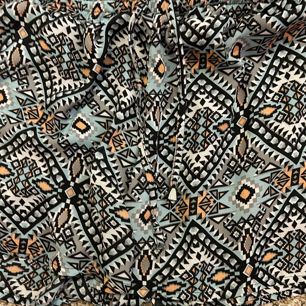 Elevenses Shorts Large​ Anthropologie​ - Picture 4 of 4